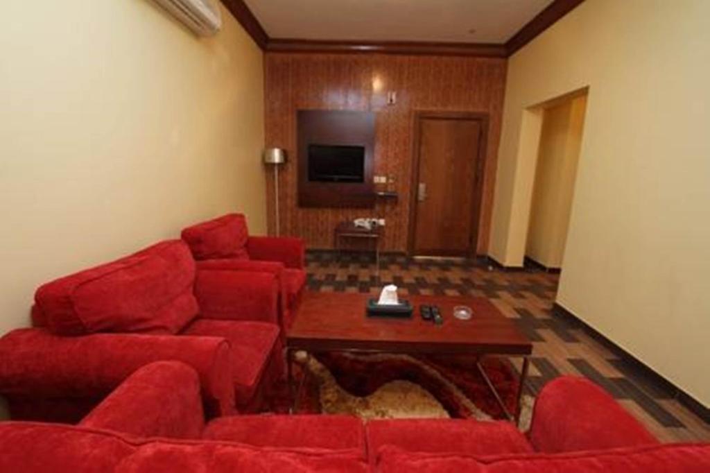 Raoum Inn Аръар Номер фото